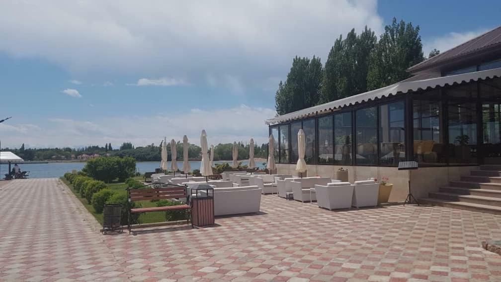 Deluxe Royal Beach Chok-Tal Esterno foto